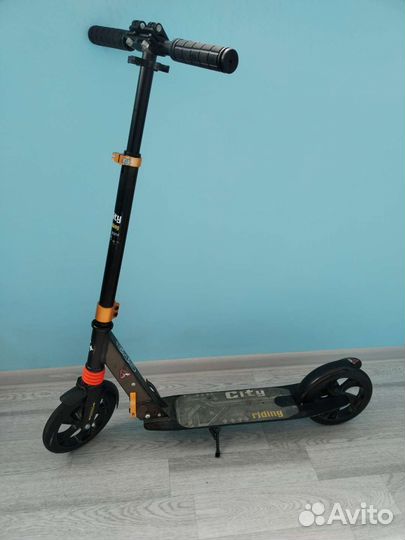 Самокат для детей и подростков складной