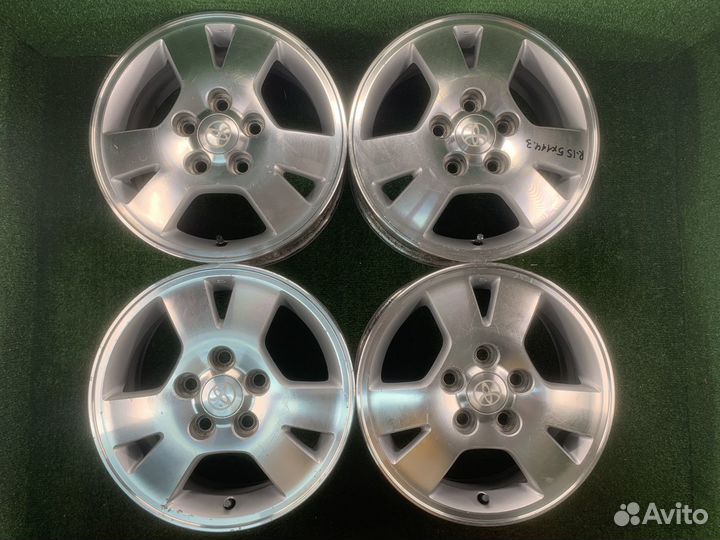 R15 Toyota 5x114.3 6JJ ET+45 Цо60,1мм