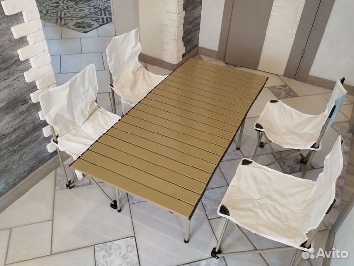 Стол и 4 стула туристические