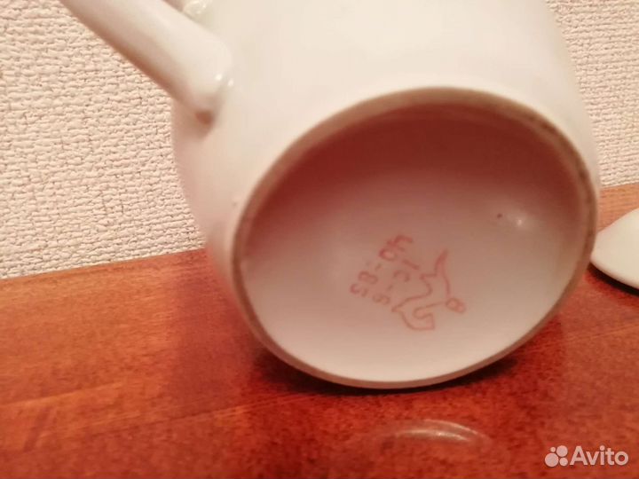 Кувшины и графины