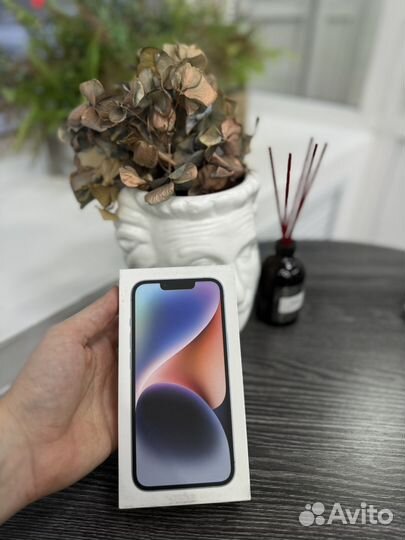 iPhone 14, 128 ГБ