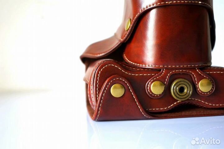 Чехол кофр для Fujifilm X-T3 с ремешком и хватом