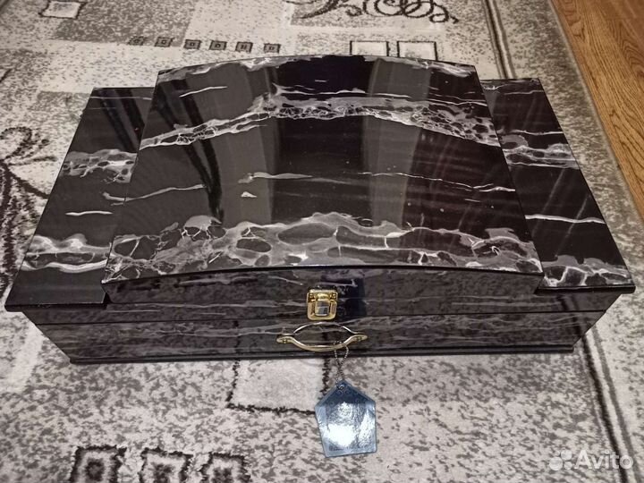 Чемоданчик от набора столовых приборов Royal