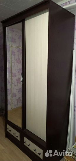 Шкаф купейного типа