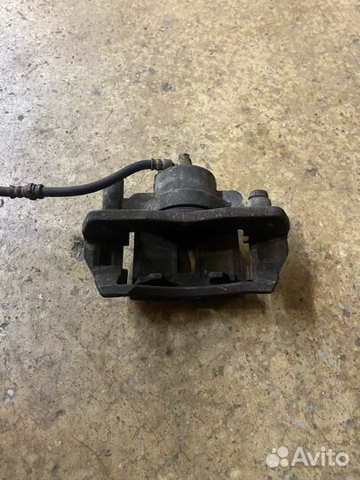 Суппорт тормозной Б/У gazr3399Z