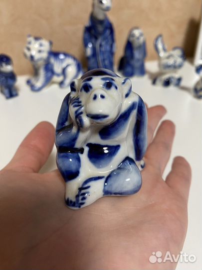 Статуэтки фигурки гжель