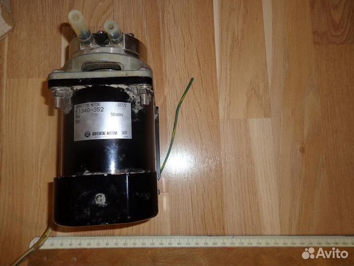 Насос вакуумный для колонны