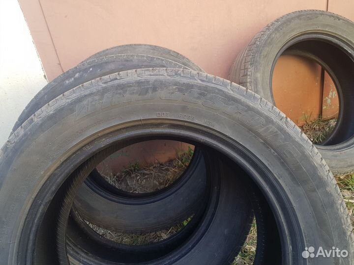 Bridgestone Dueler H/P Sport 235/55 R17