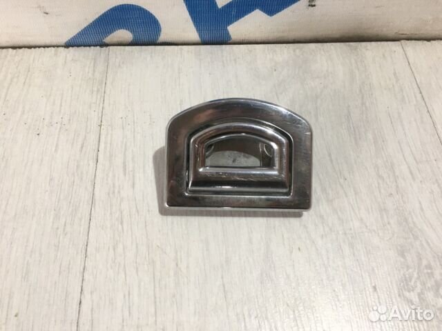 Ручка пола багажника volkswagen touareg I рест. 2