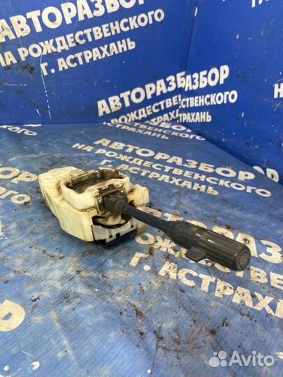 Переключатель поворотов. Nissan Largo минивен