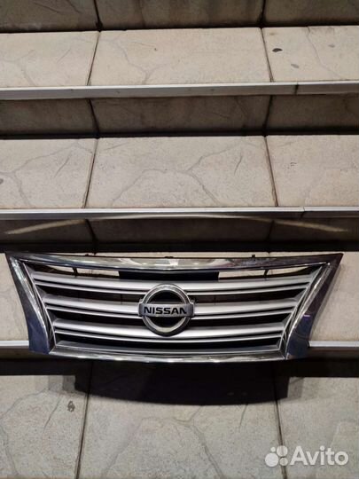 Решетка бампера на ниссан сентра B 17