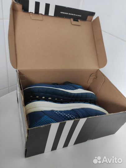 Кроссовки Adidas
