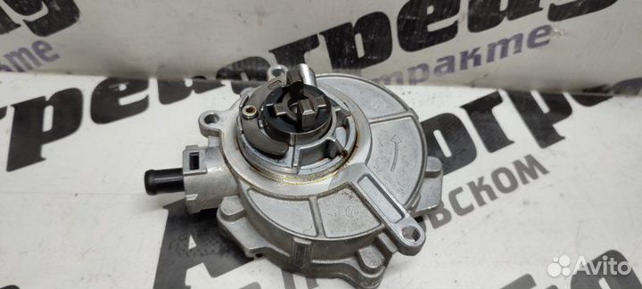 Вакуумный насос Audi A7 4G CGW 12.03.2012