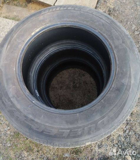 Bridgestone Dueler H/P 235/65 R17