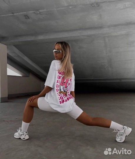 Костюм двойка: футболка + велосипедки