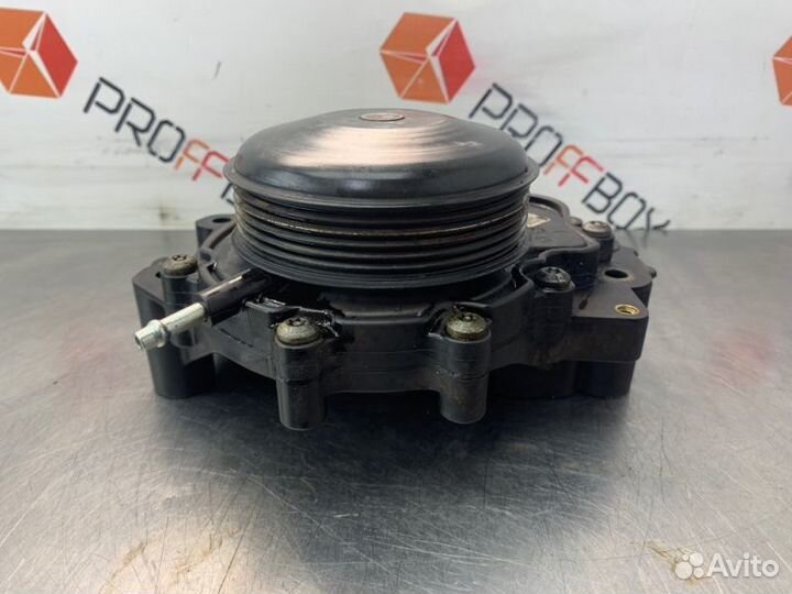 Помпа Mercedes C-Class W204 OM651 2.2 CDI 2012