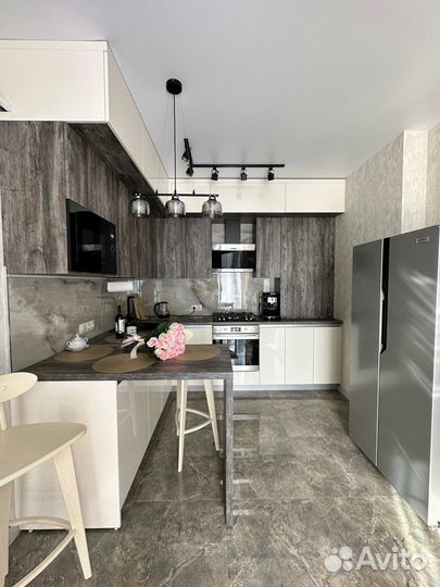 Прямая кухня на заказ. Фабрика