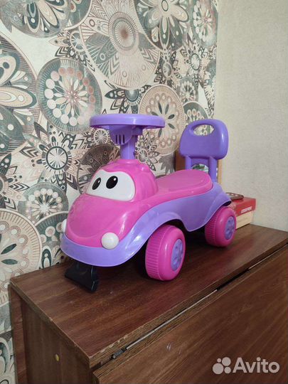 Машинка-каталка