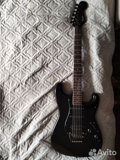 Электро гитара Fender stratocaster
