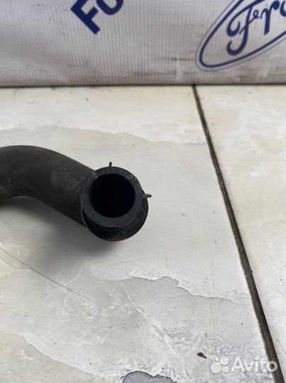 Шланг вентиляции картерных газов Toyota Yaris XP90