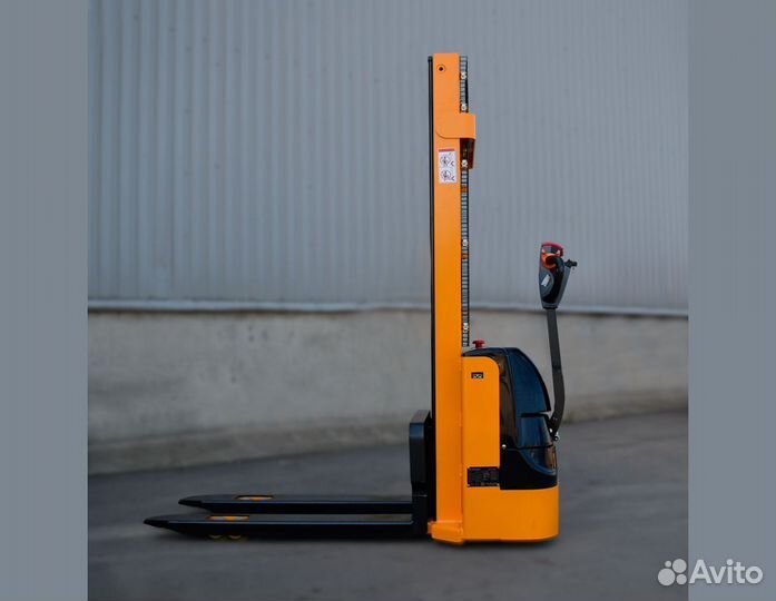 Самоходный штабелер CHL CDD12 3500 мм 1200 кг