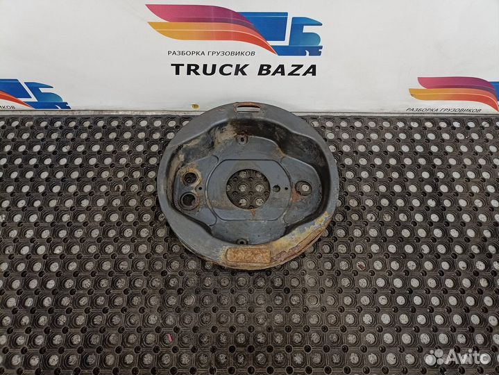 1378429 Щит тормозной