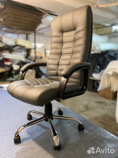 Компьютерное кресло