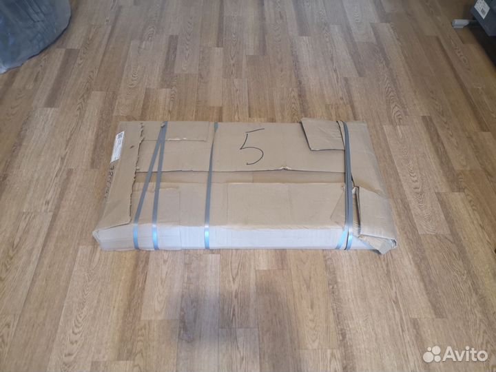 Письменный стол