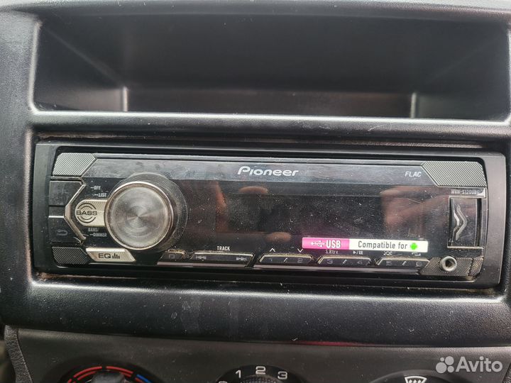 Магнитола pioneer