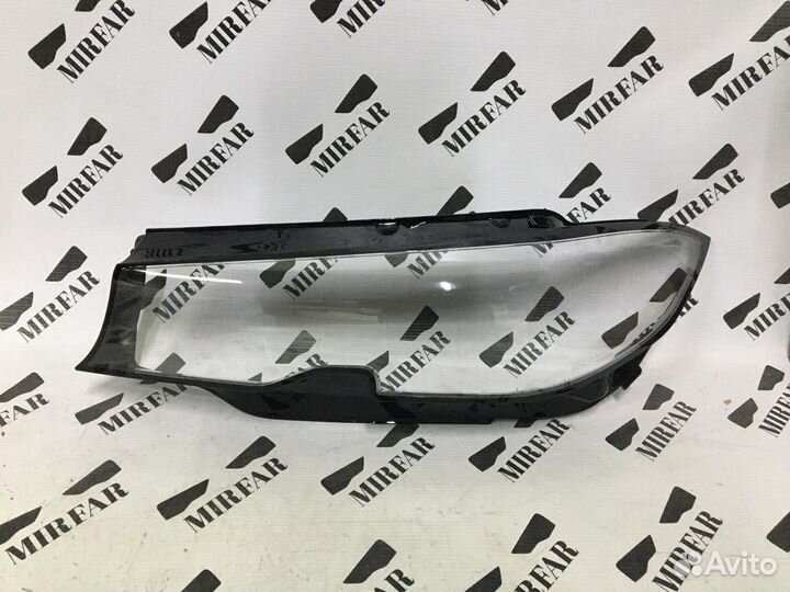 Левое стекло фары BMW 3 series G20 2018-н.в