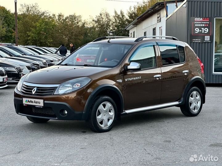 Renault Sandero Stepway 1.6 AT, 2014, 126 030 км