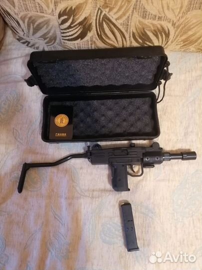 Пистолет зажигалка сувенир