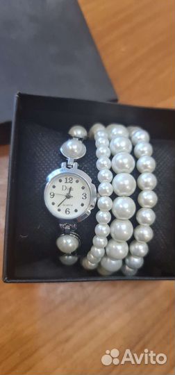 Часы женские новые