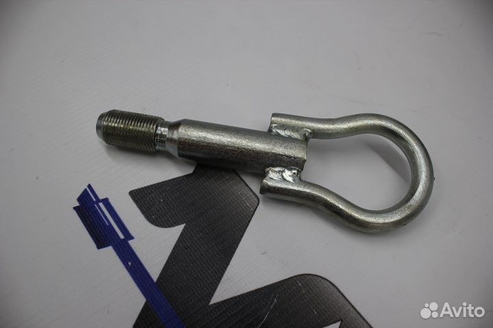 Буксировочный крюк Нива urban