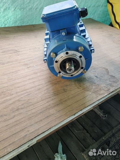 Электродвигатель