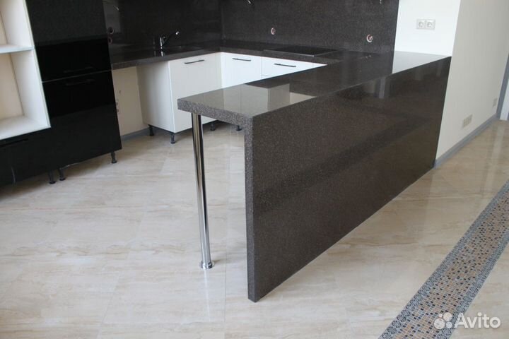 Столешницы из камня (кварц, акрил) на кухню / ванную