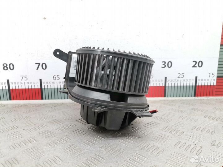 Моторчик для Renault Scenic 2