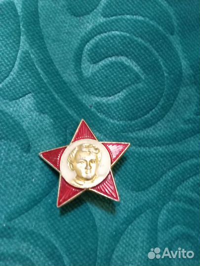 Октябрятский значок