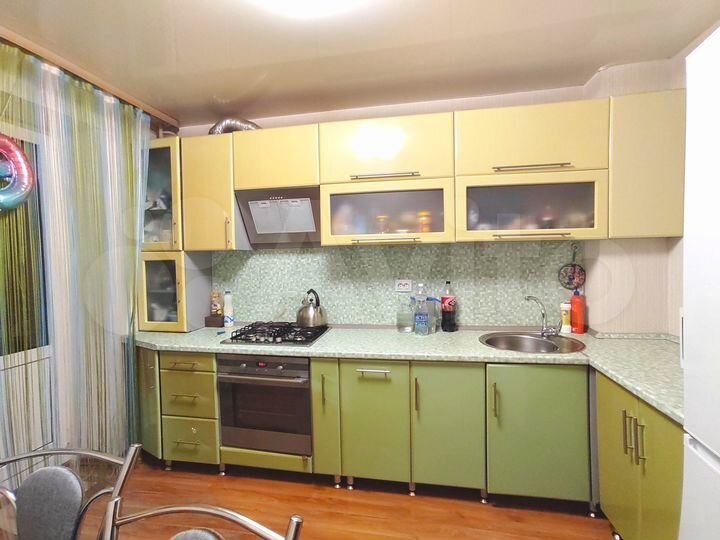 2-к. квартира, 48 м², 8/10 эт.