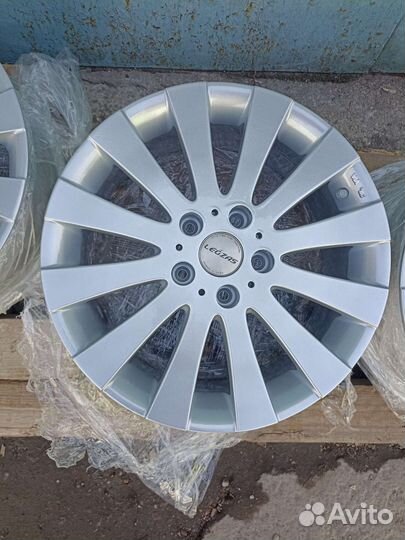 Литьё Legzas R17 как новые 114,3