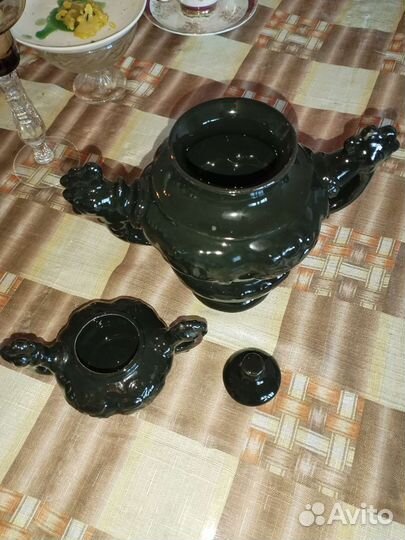 Два заварочный чайника