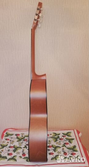 Классическая гитара yamaha c40
