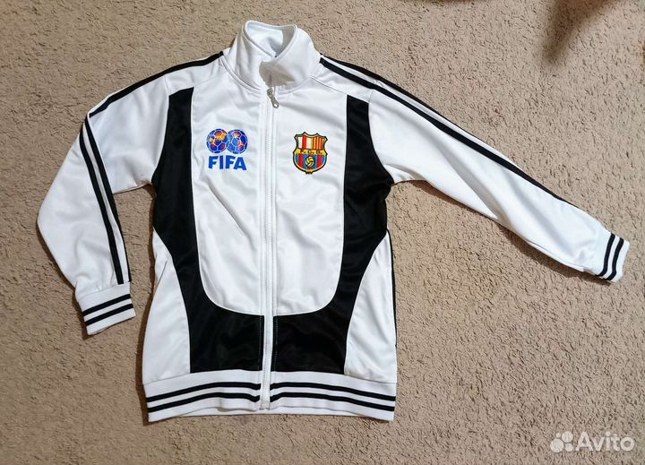 Спортивный костюм на мальчика 146