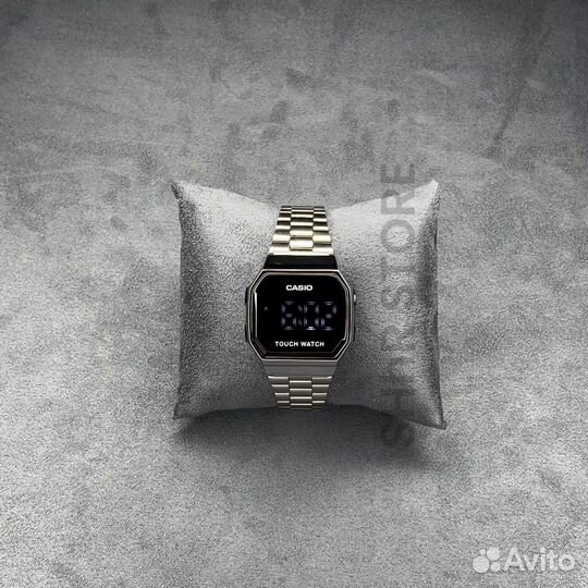 Часы Casio сенсорные