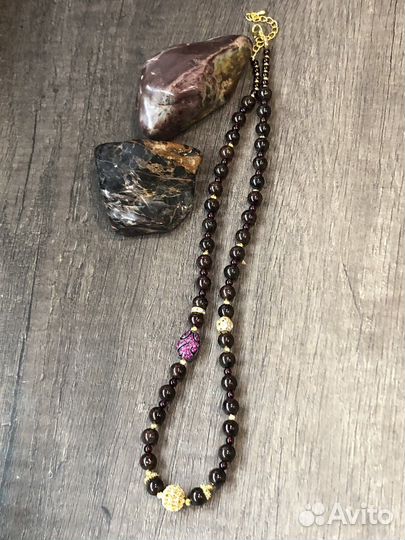 Ожерелье гранат