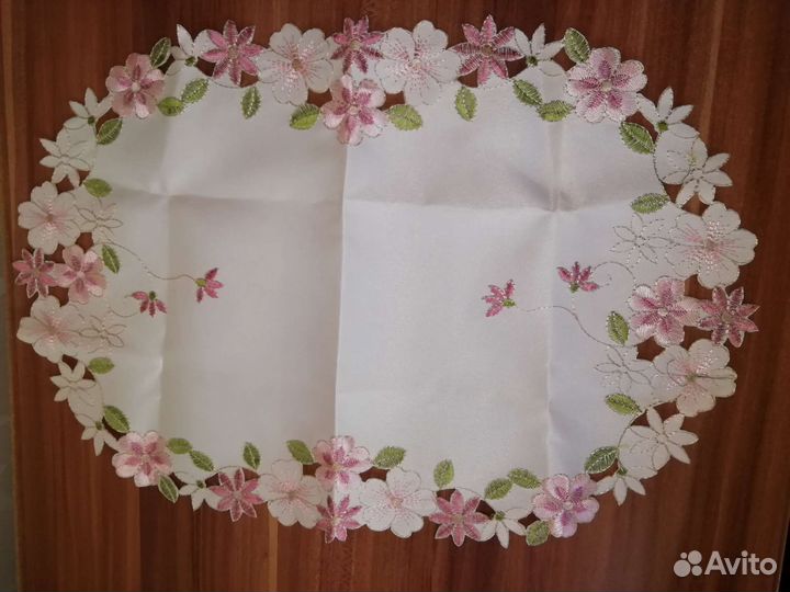 Салфетки с вышивкой