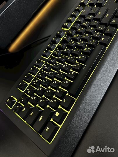 Игровая клавиатура razer