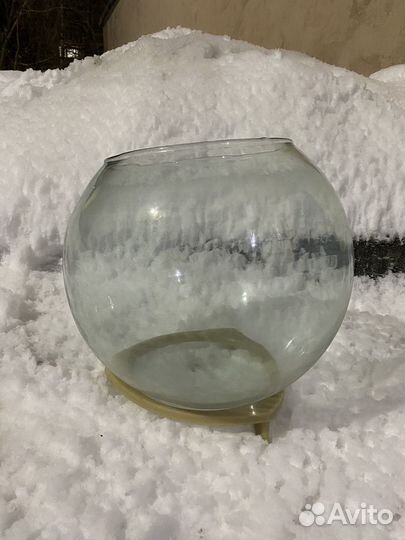 Аквариум с подставкой бу