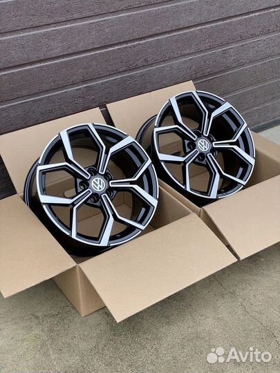 VW Polo/Skoda Rapid 7,5x17/5x100 BP