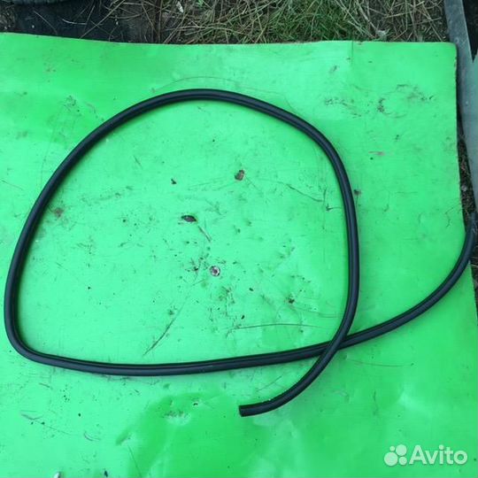 Уплотнитель двери Хендай Солярис